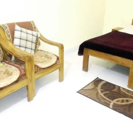 Adb Rooms Ashoka Resort Tāla Exteriör bild