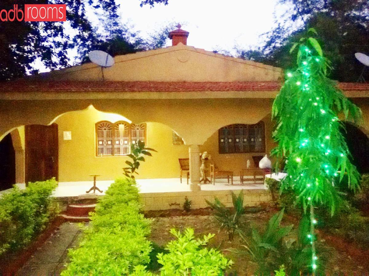 Adb Rooms Ashoka Resort Tāla Exteriör bild