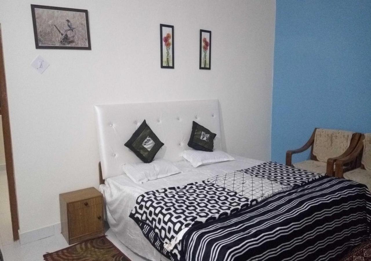 Adb Rooms Ashoka Resort Tāla Exteriör bild